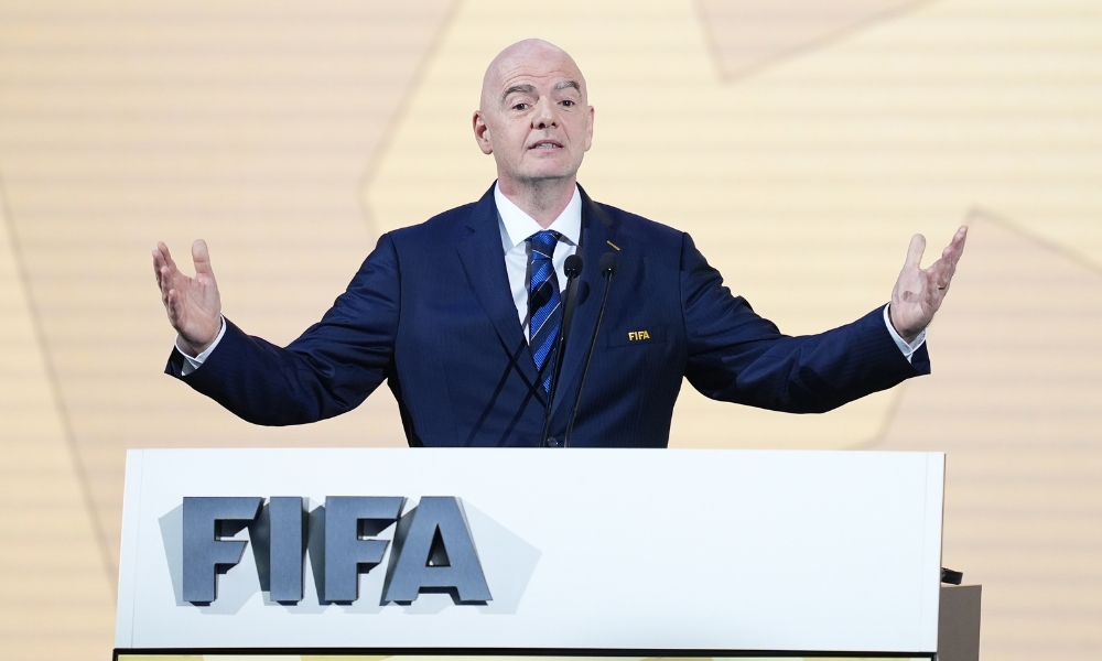 英超换人战